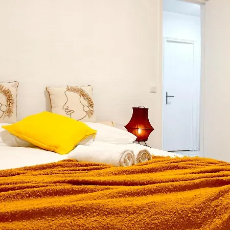 Appartement 35m2 Marais 2br Near Pompidou And Metro N3-85b *
